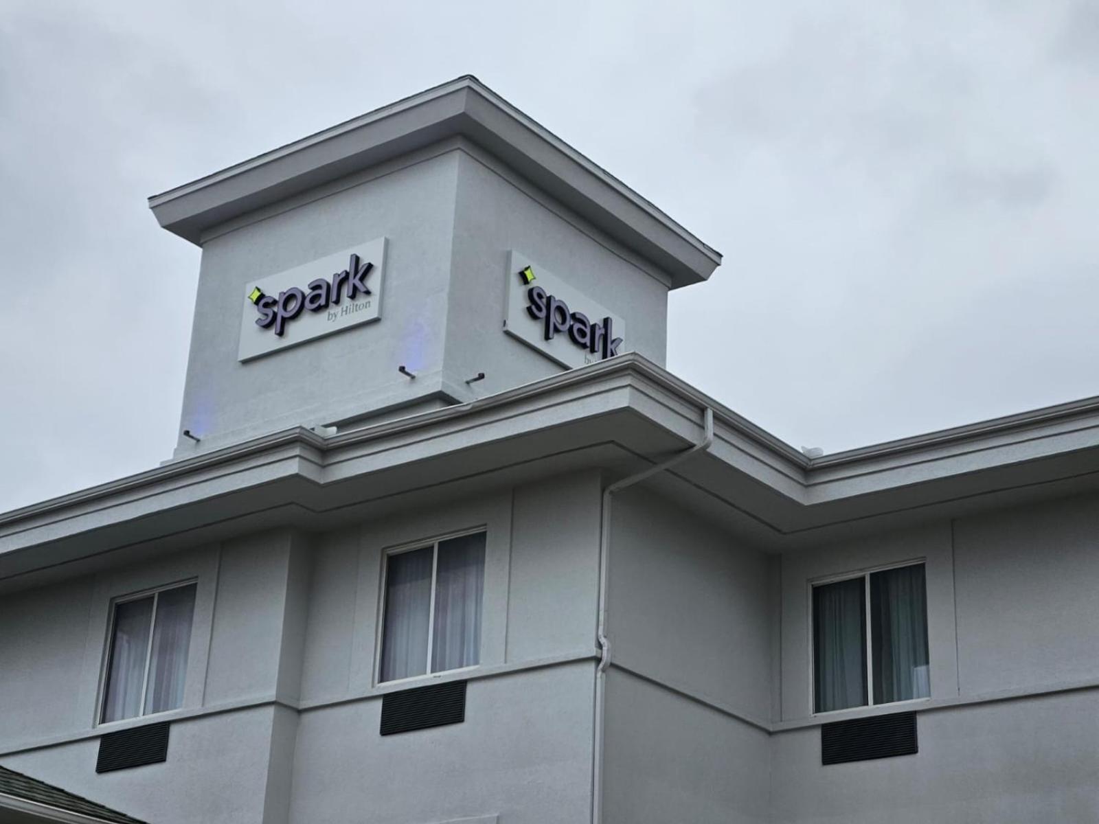 Spark By Hilton Killeen Bagian luar foto